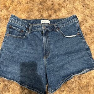 Abercrombie The Dad Short Women's Shorts